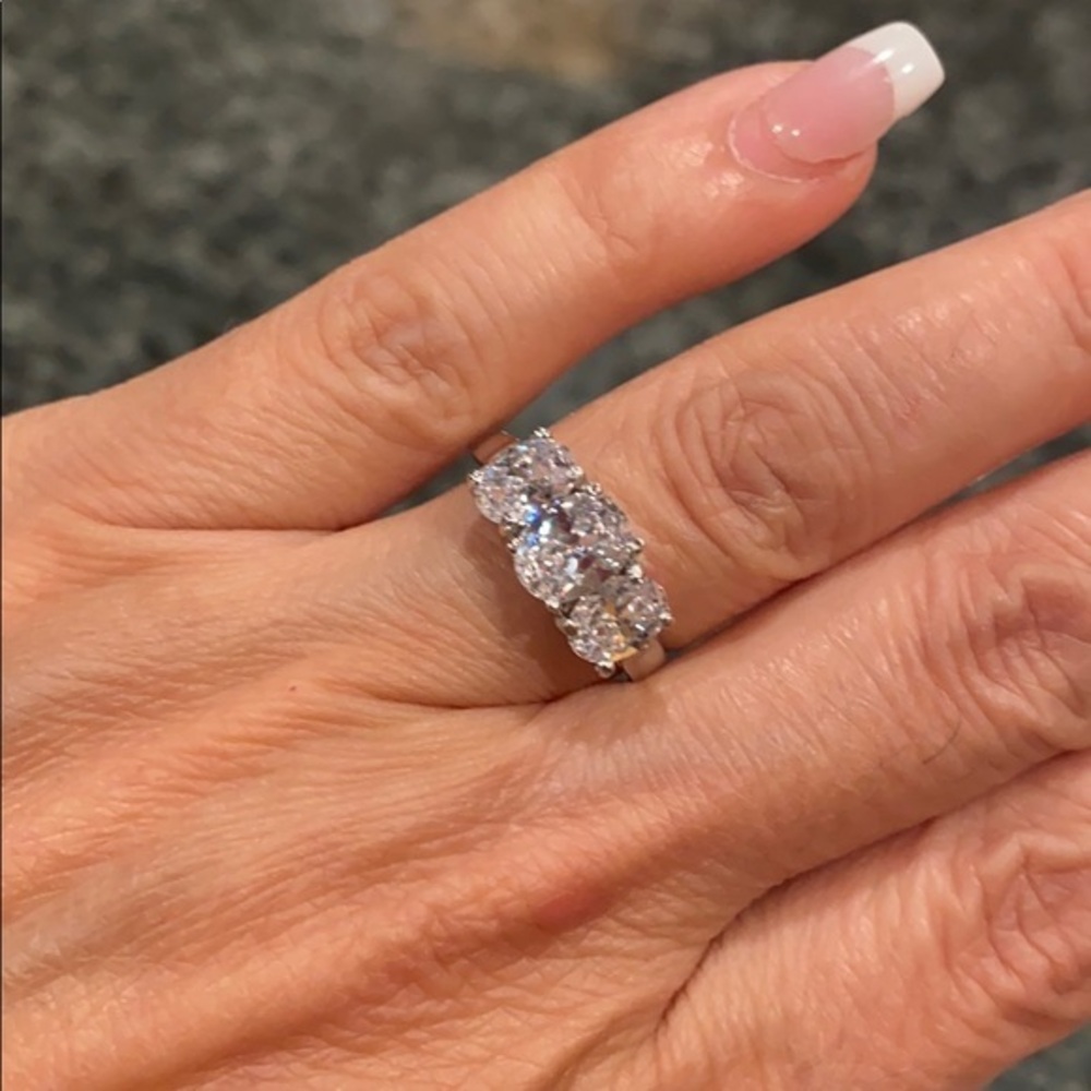 3 stone Past present future engagement Ring sz 7.5